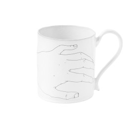 Tasse Lou Doillon - main gauche